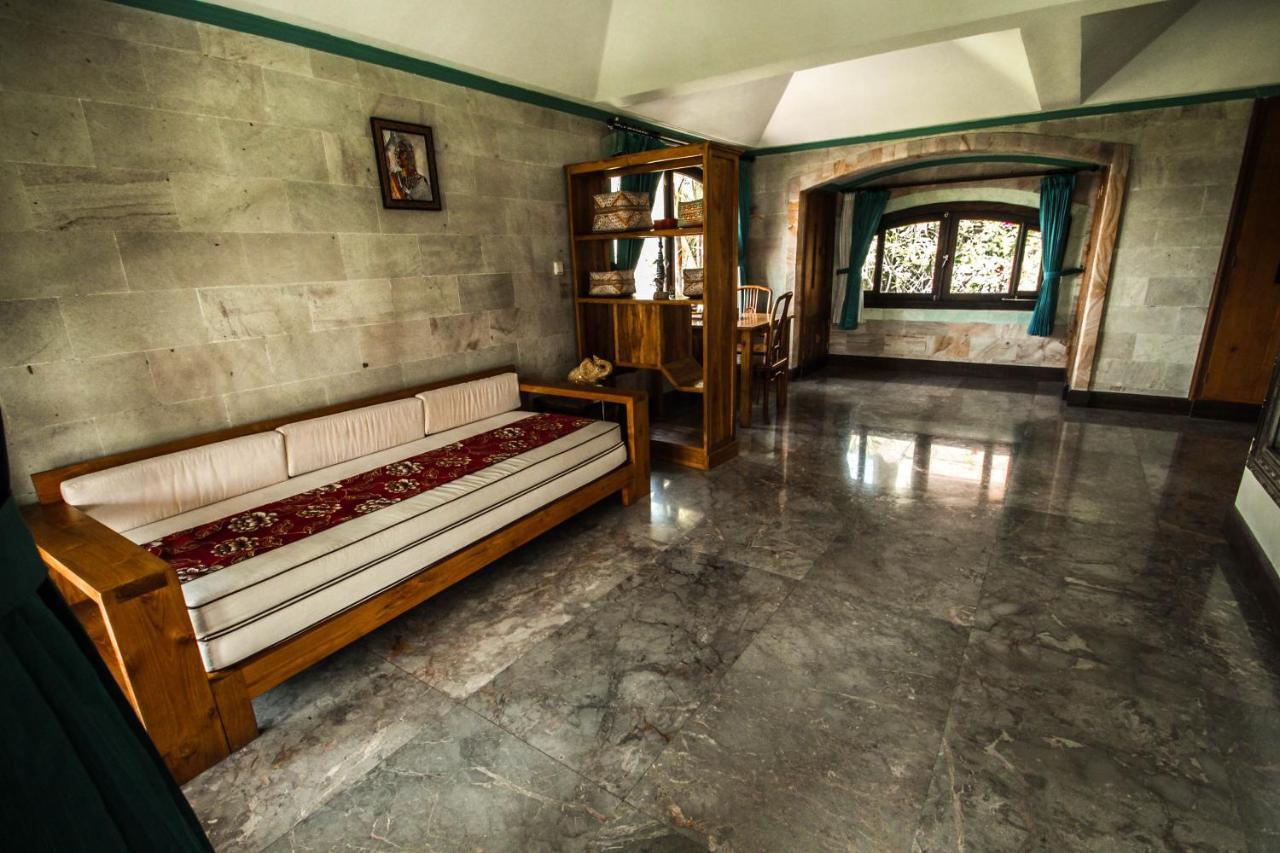 Saudara Home Ubud Exterior foto